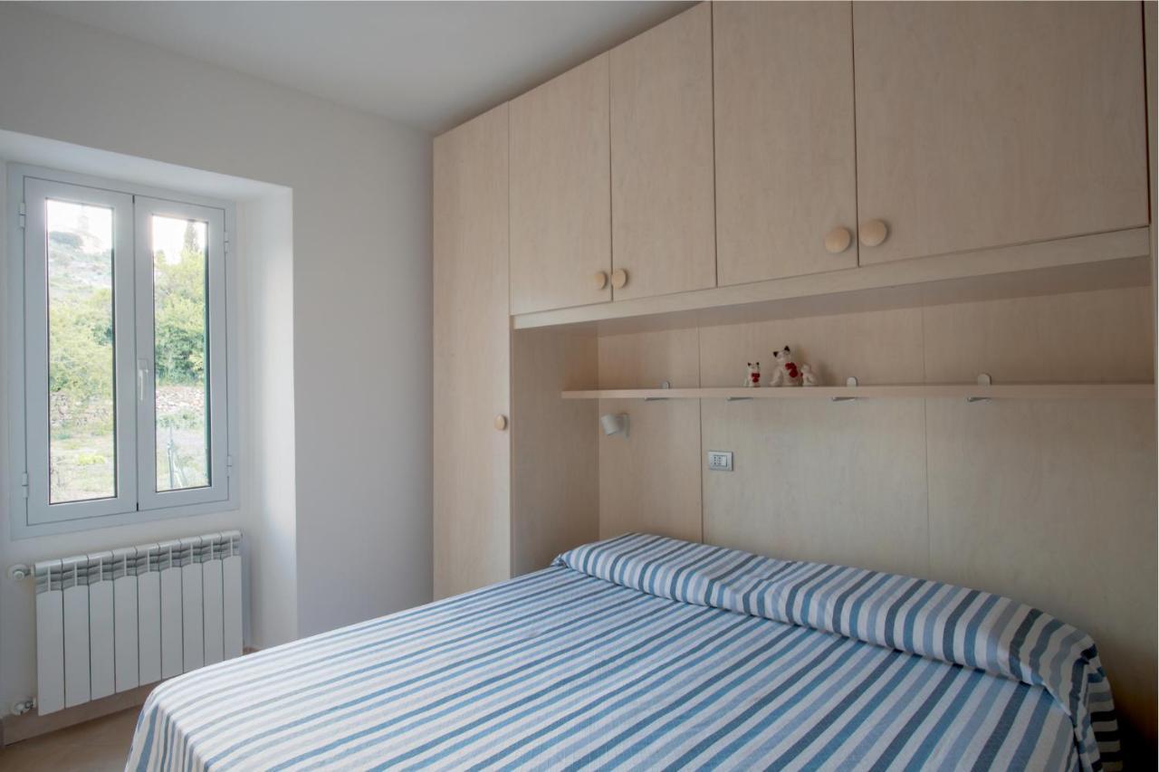 La Quercia Casa Vacanza อิมเปรีอา ภายนอก รูปภาพ